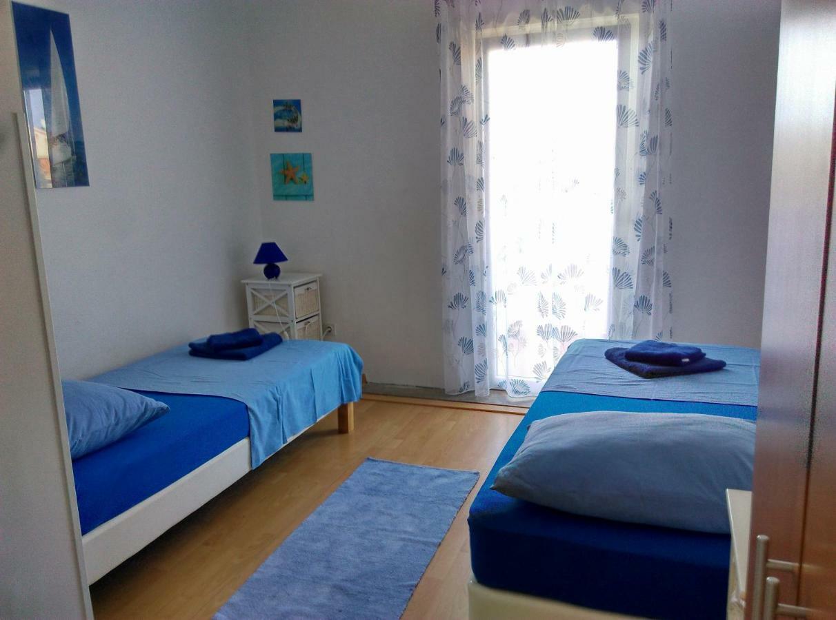 Apartment Karin Medulin Bagian luar foto